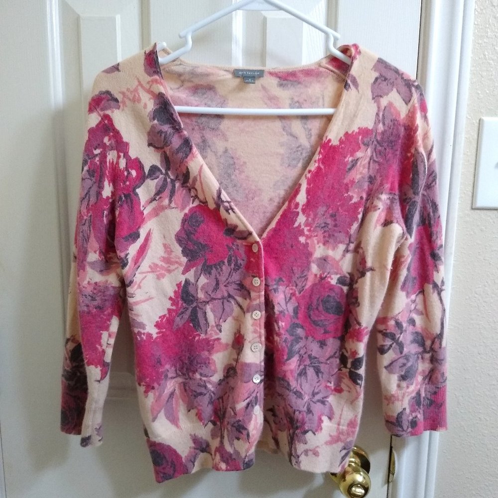 Ann Taylor Floral Pink Sweater (rabbit/wool/nylon)